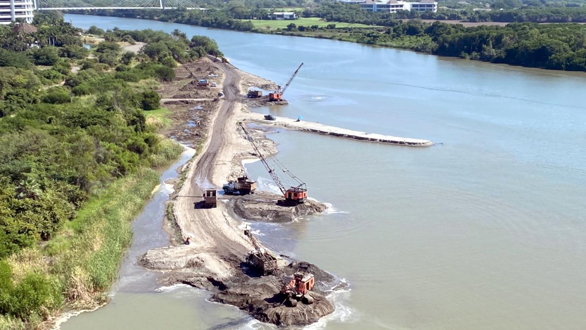 Dredging | Ameca River | Nuevo Nayarit