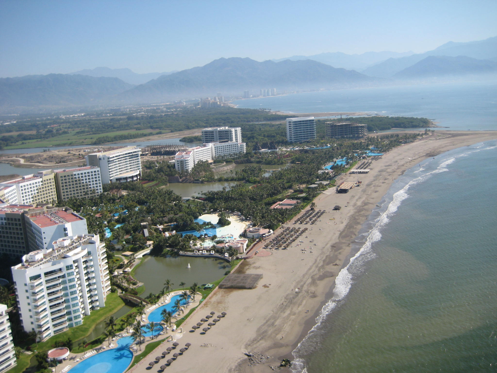 Ever wonder what it would look like from a parachute?  Well someone is having fun.  This photo was taken on December 19, 2010.