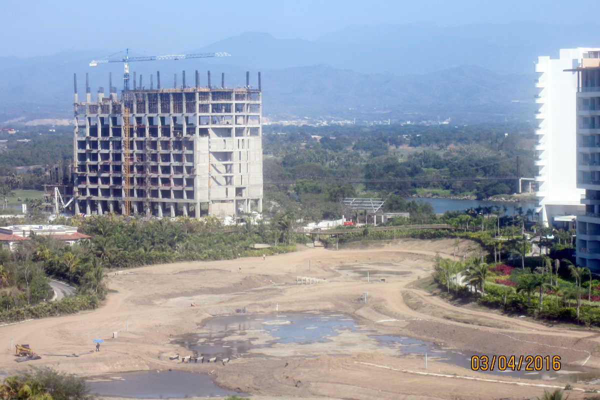 Nuevo Vallarta Update - Tower 5A and changes at old entrance from Colin - Subscribers View- 3/31/2016